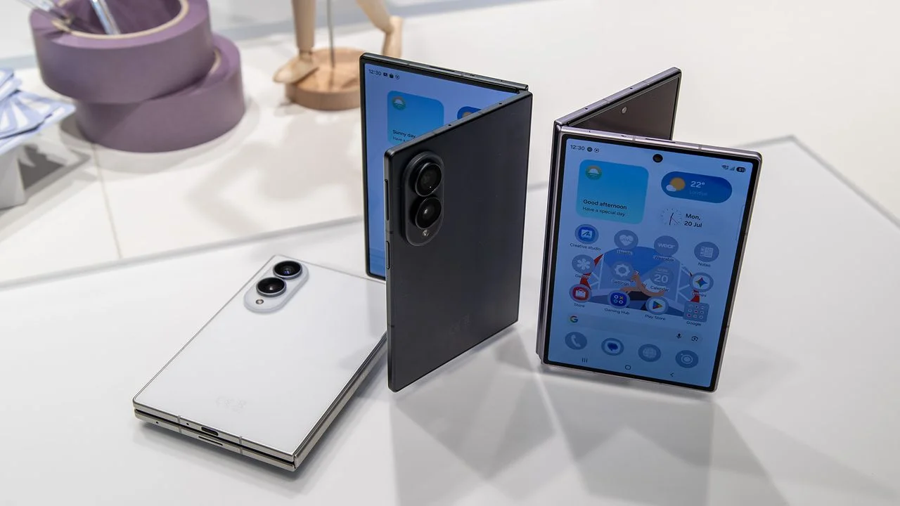I gathered all of the best Samsung Galaxy Z Fold 8 launch deals into this guide — free phones, leftover preorder discounts, and more