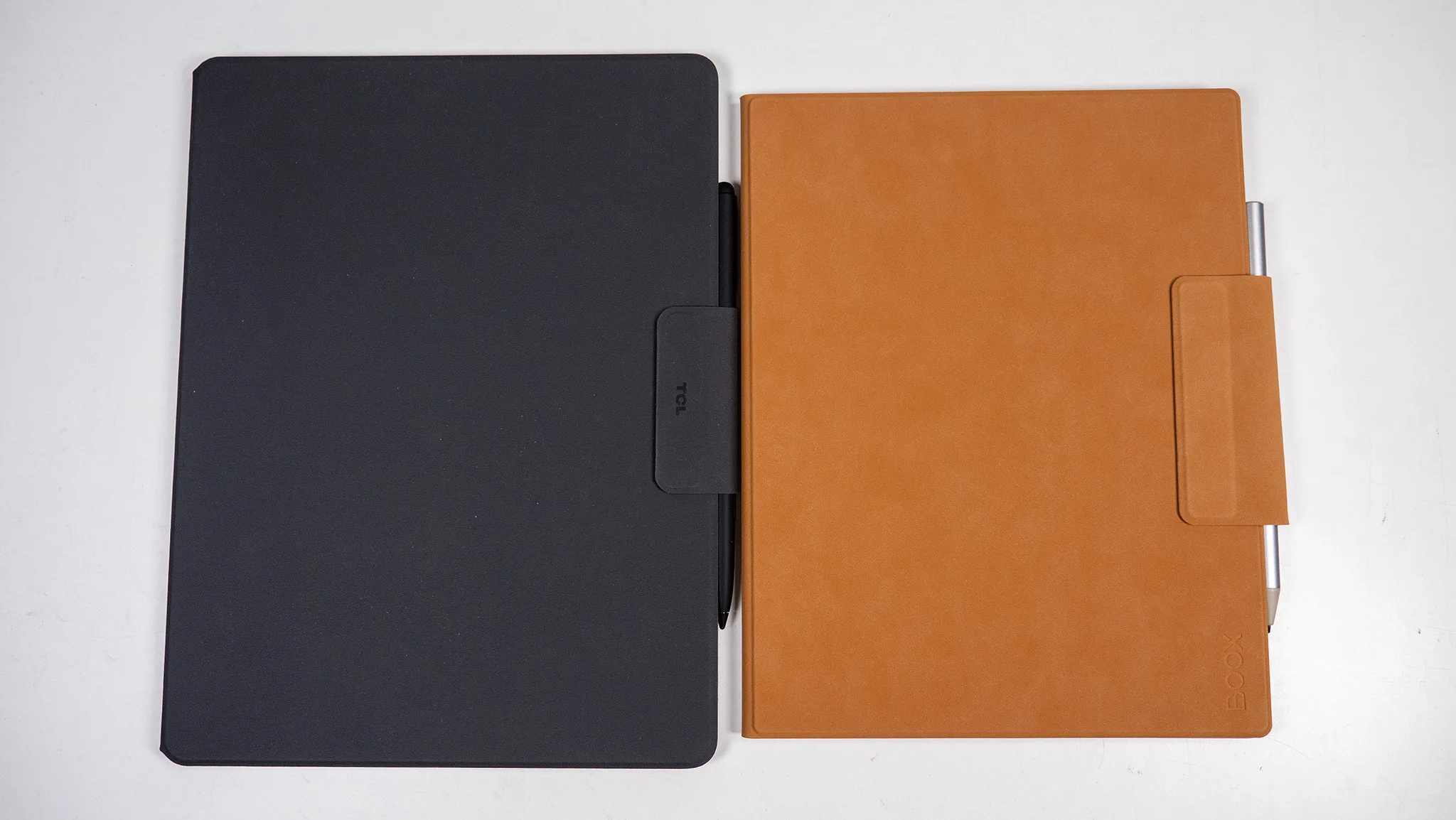 Comparing cases between the Boox Go 10.3 Gen II and the TCL Note A1 NXTPAPER