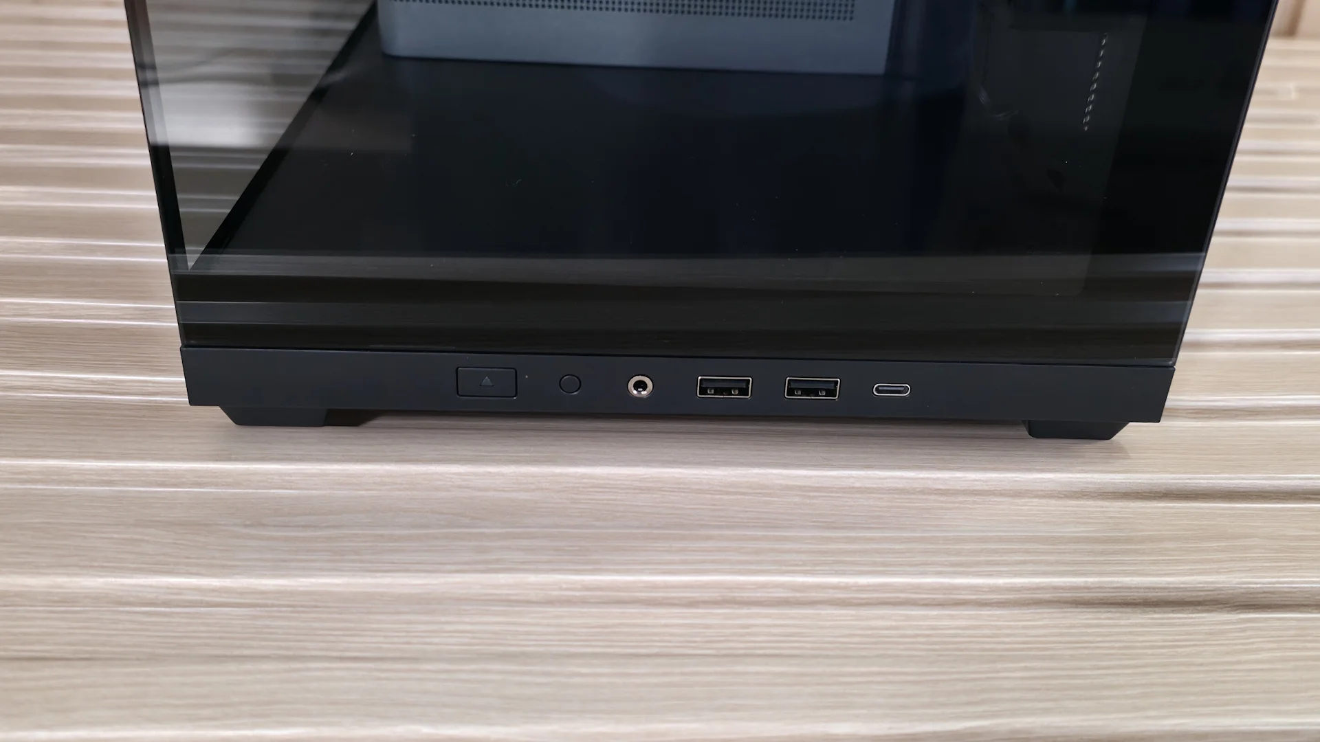 Montech TG3 - internal