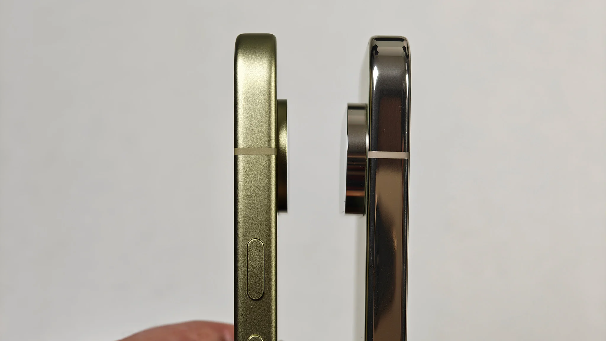 Comparing the camera island size between the Google Pixel 11 (left) and Google Pixel 11 Pro (right)