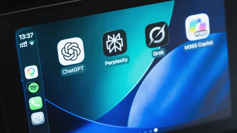 ChatGPT, Perplexity, Grok, and Copilot icons on a CarPlay screen.