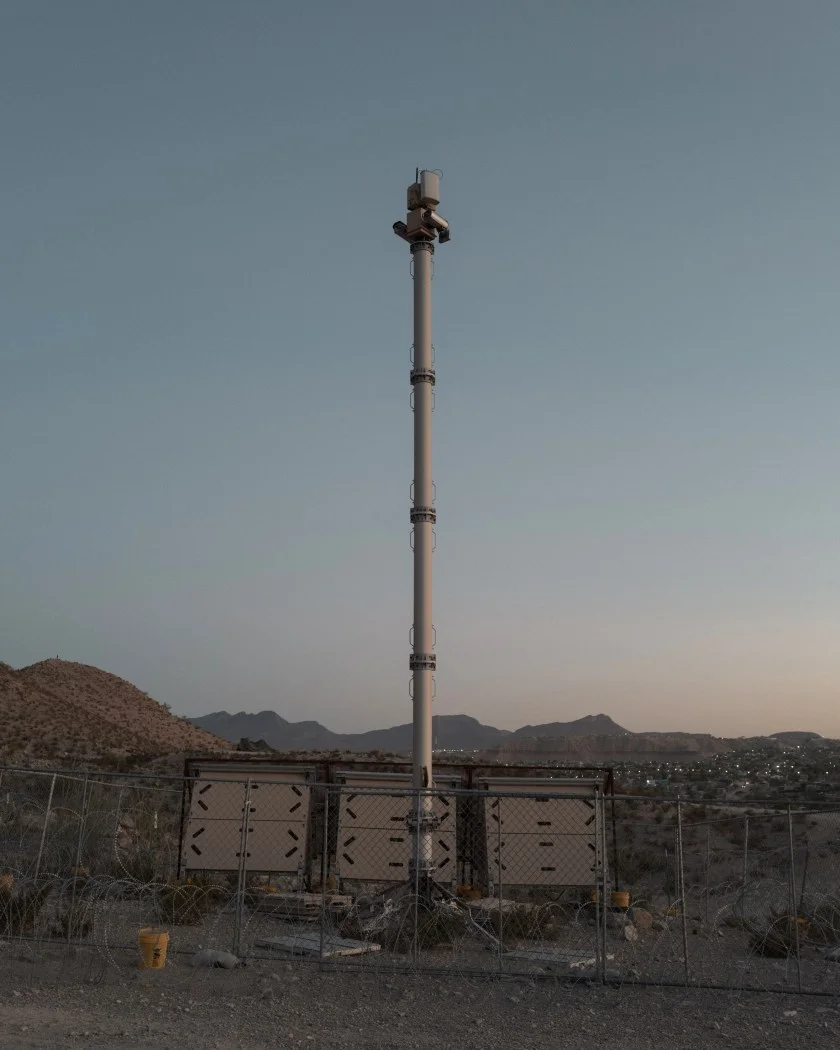 An autonomous surveillance tower (AST) near Sunland Park, New Mexico.