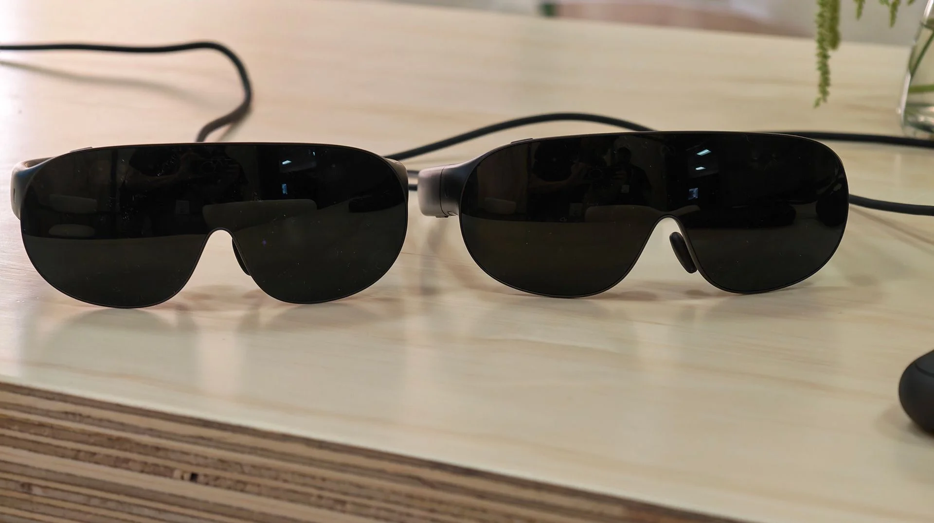 Comparing the standard and large size Meta VR Glasses