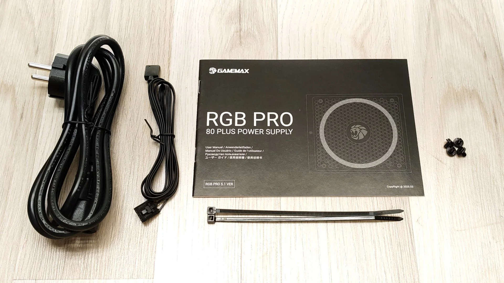 Gamemax RGB PRO 750G
