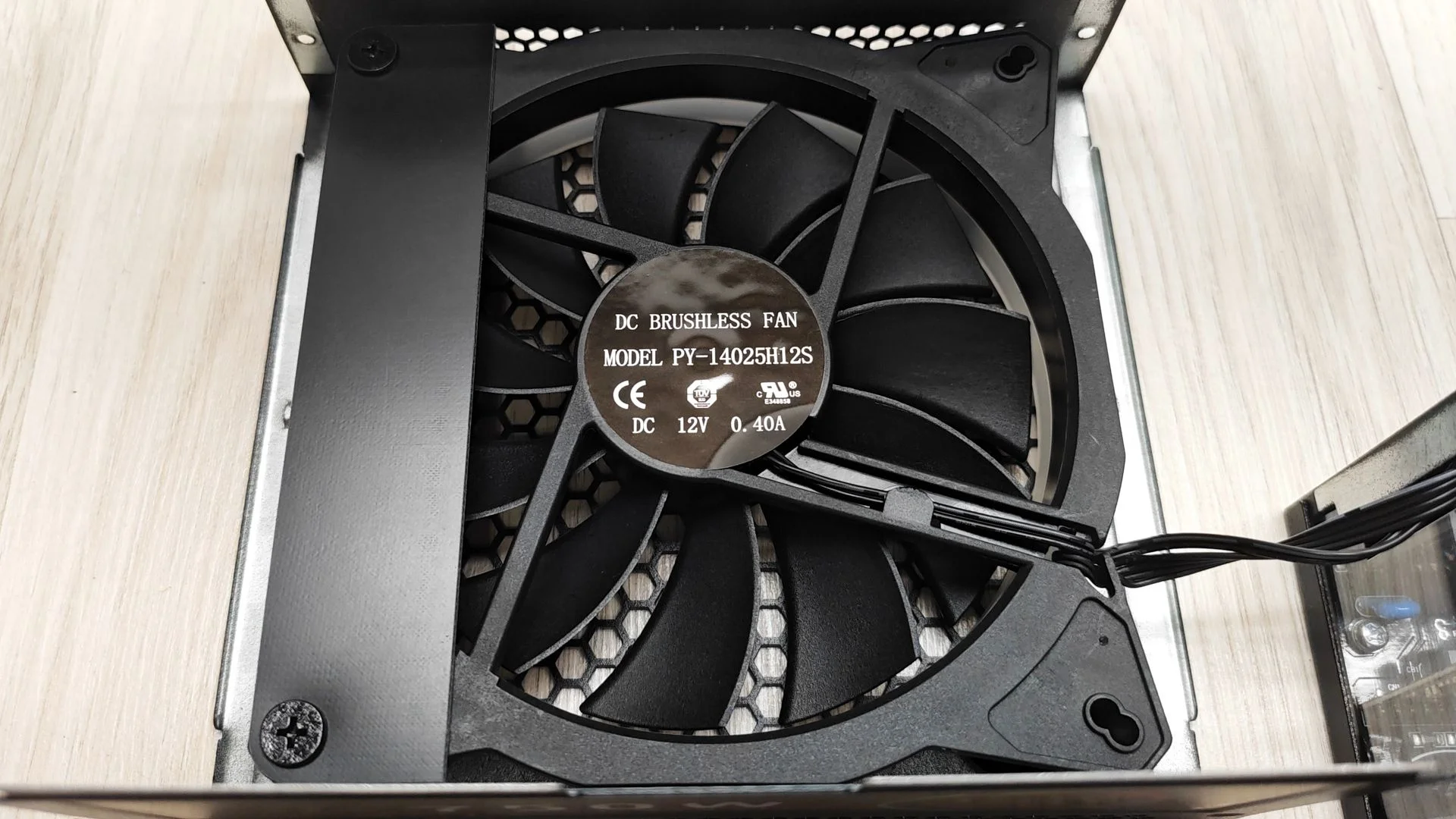 Gamemax RGB PRO 750G