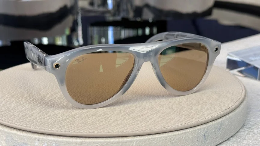 Smoky white Meta Ray-Ban sunglasses on display in an aviator style