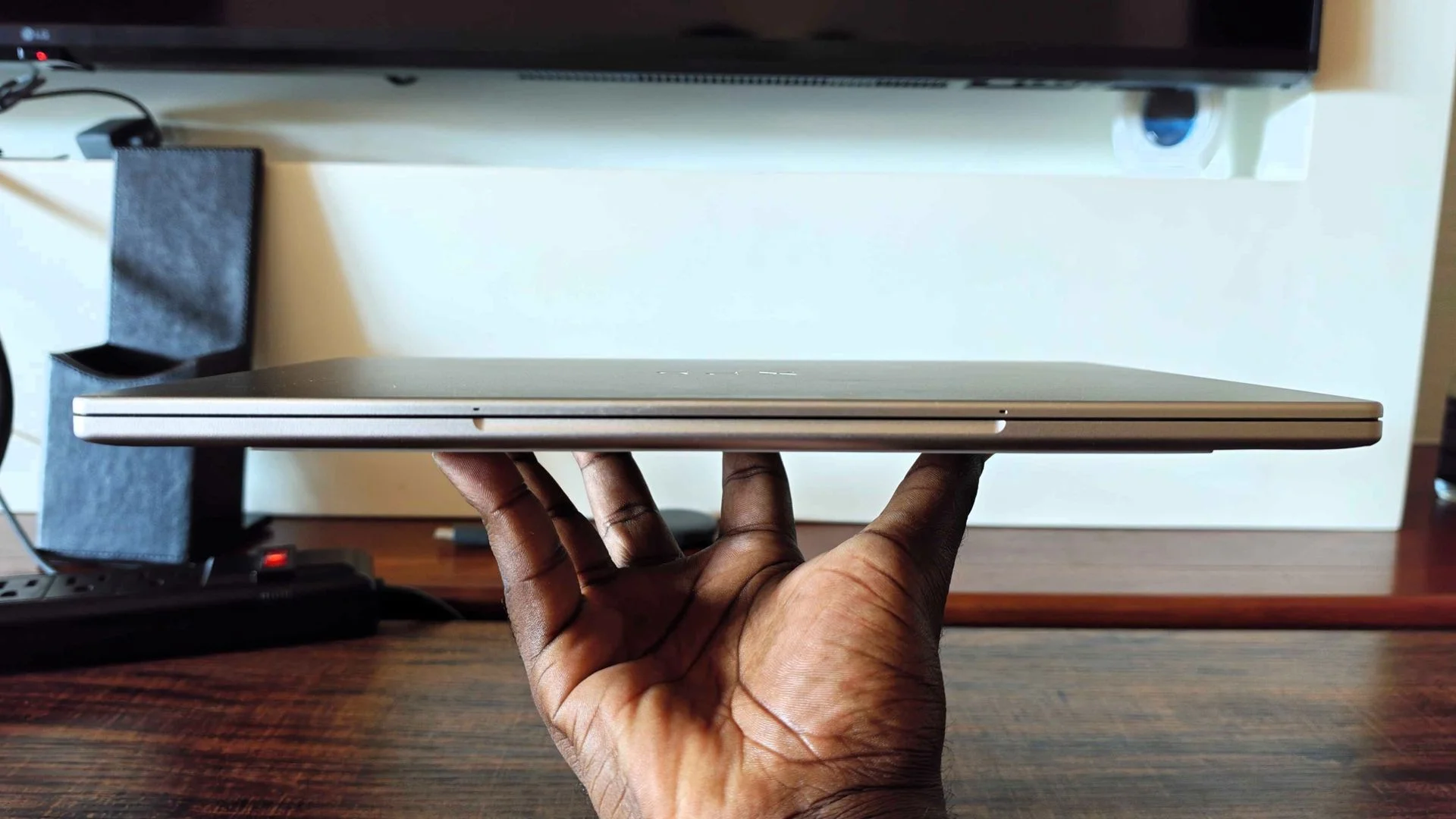 Dell XPS Googlebook closed
