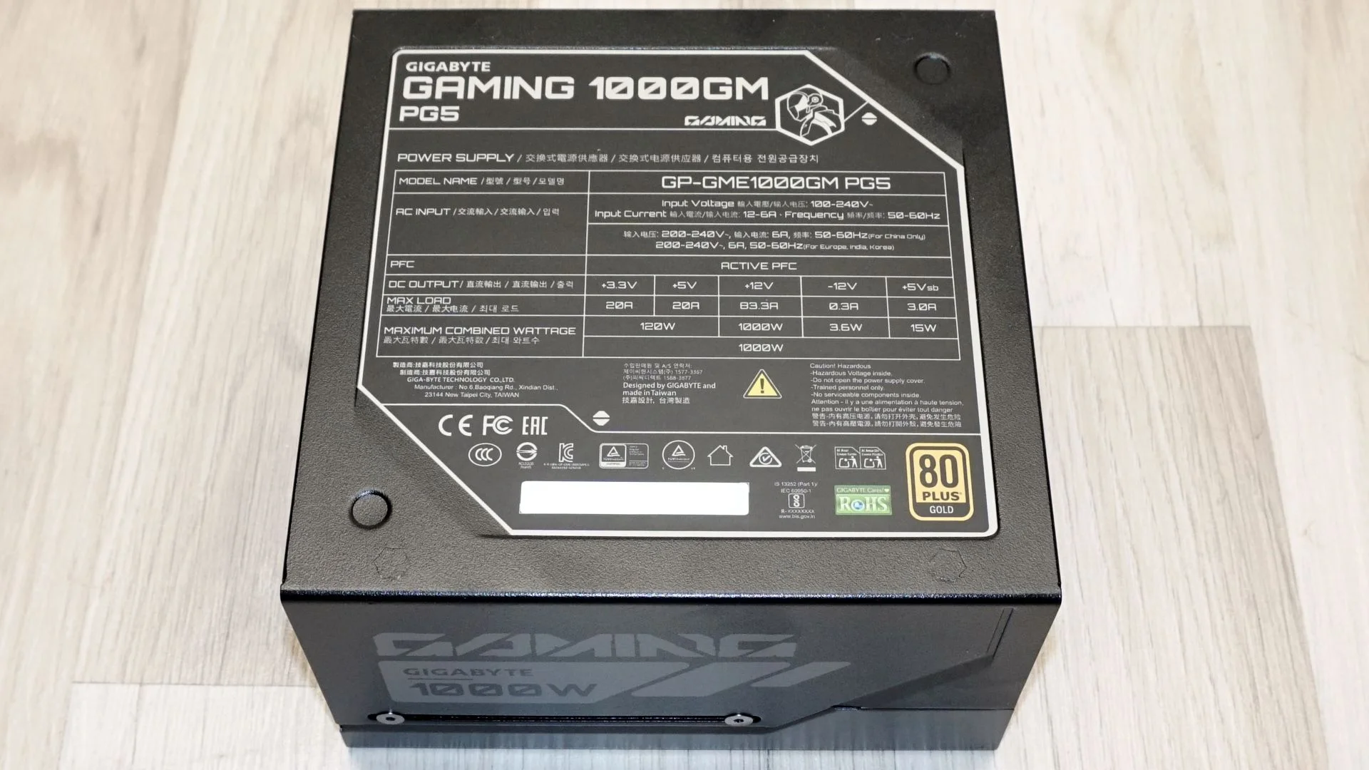 GIGABYTE 1000GM PG5 1000W